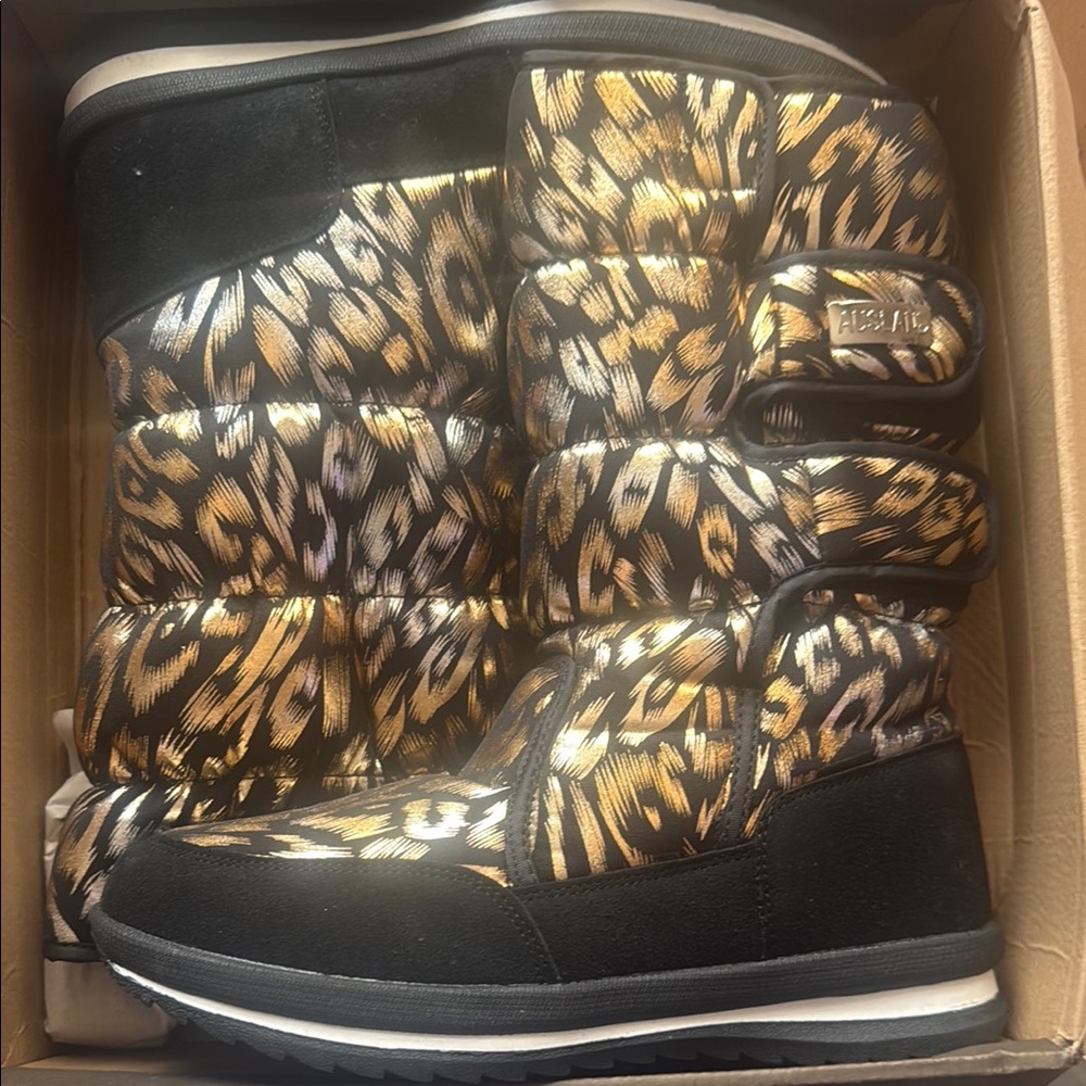 Stylish Black and Gold Women's Boots